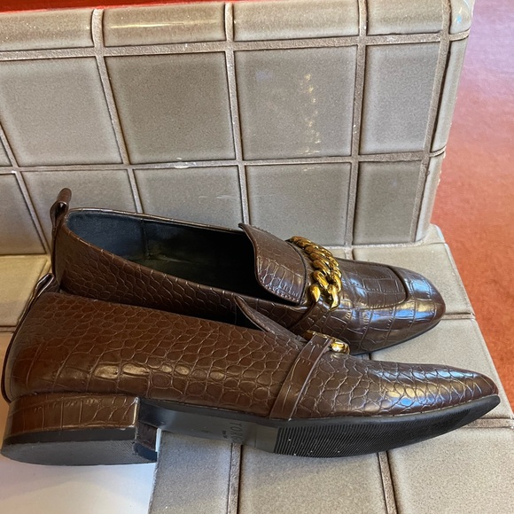 Torgies Vain Loafer - Picture 2 of 3